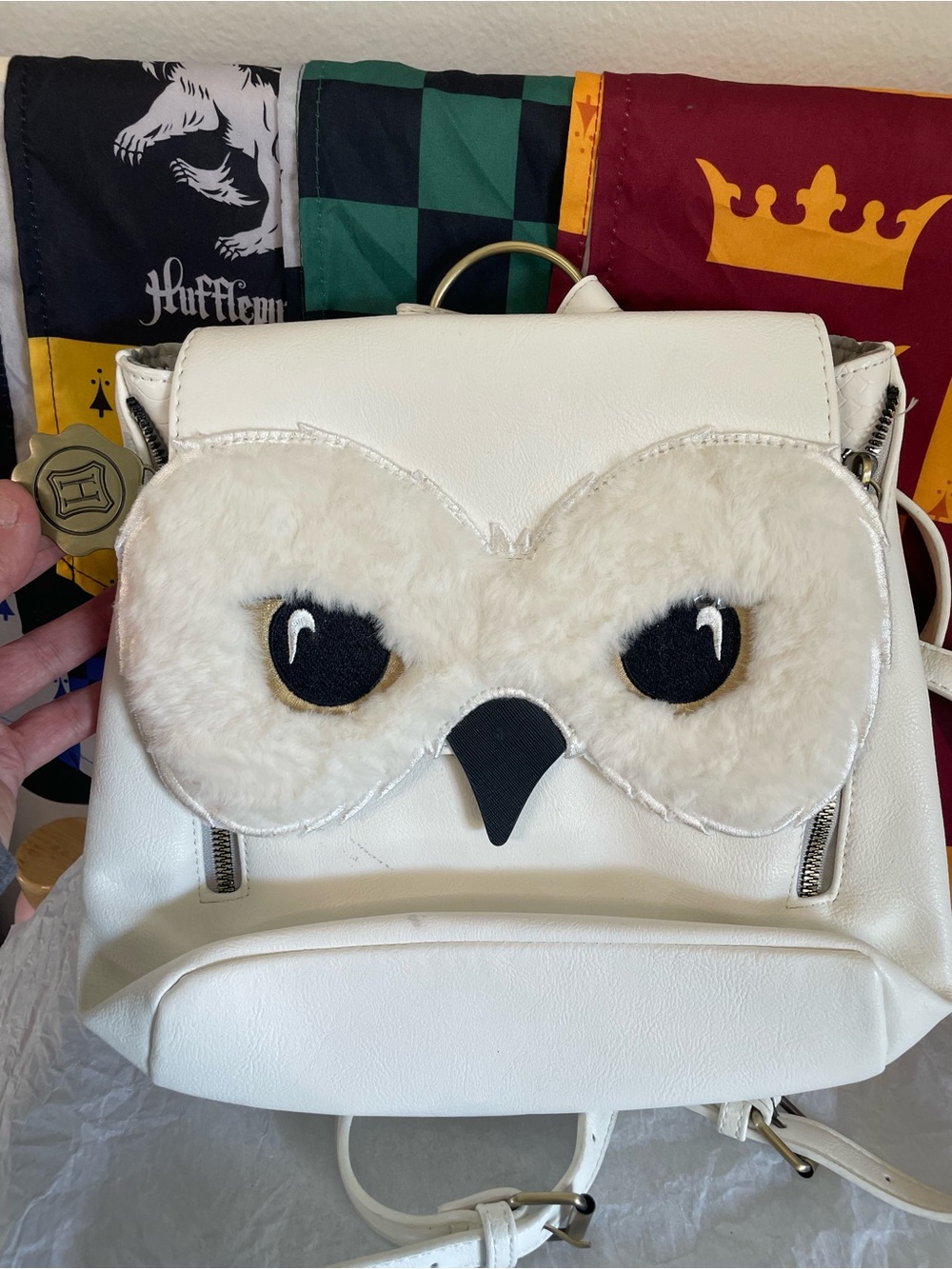 Harry Potter Fan Collection - Books Candle Backpack Flags Plush Slippers - Picture 8 of 10